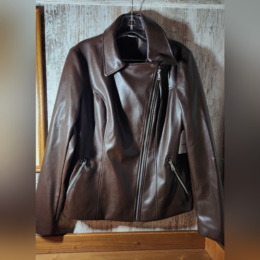 Time and Tru Dark Brown Bomber Jacket Faux Leather Coat NWT Small